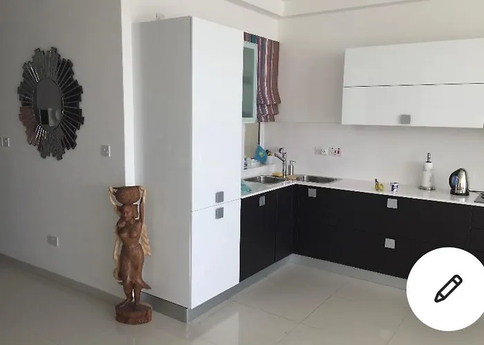 Zentrales Ruhiges Mit Meerblick * Σλιέμα