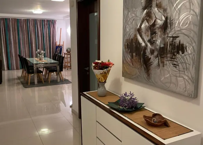 Zentrales Ruhiges Mit Meerblick * Sliema