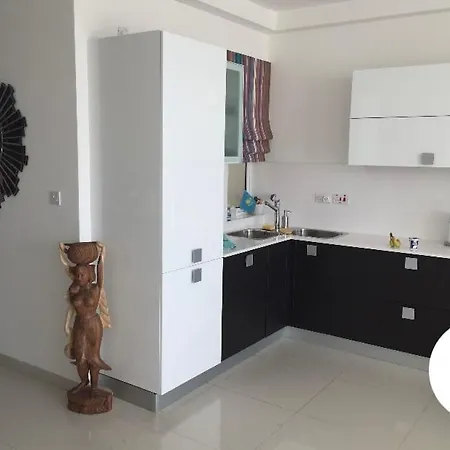 Zentrales Ruhiges Mit Meerblick * 斯利马